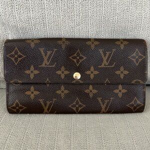 LV Monogram Sarah Wallet